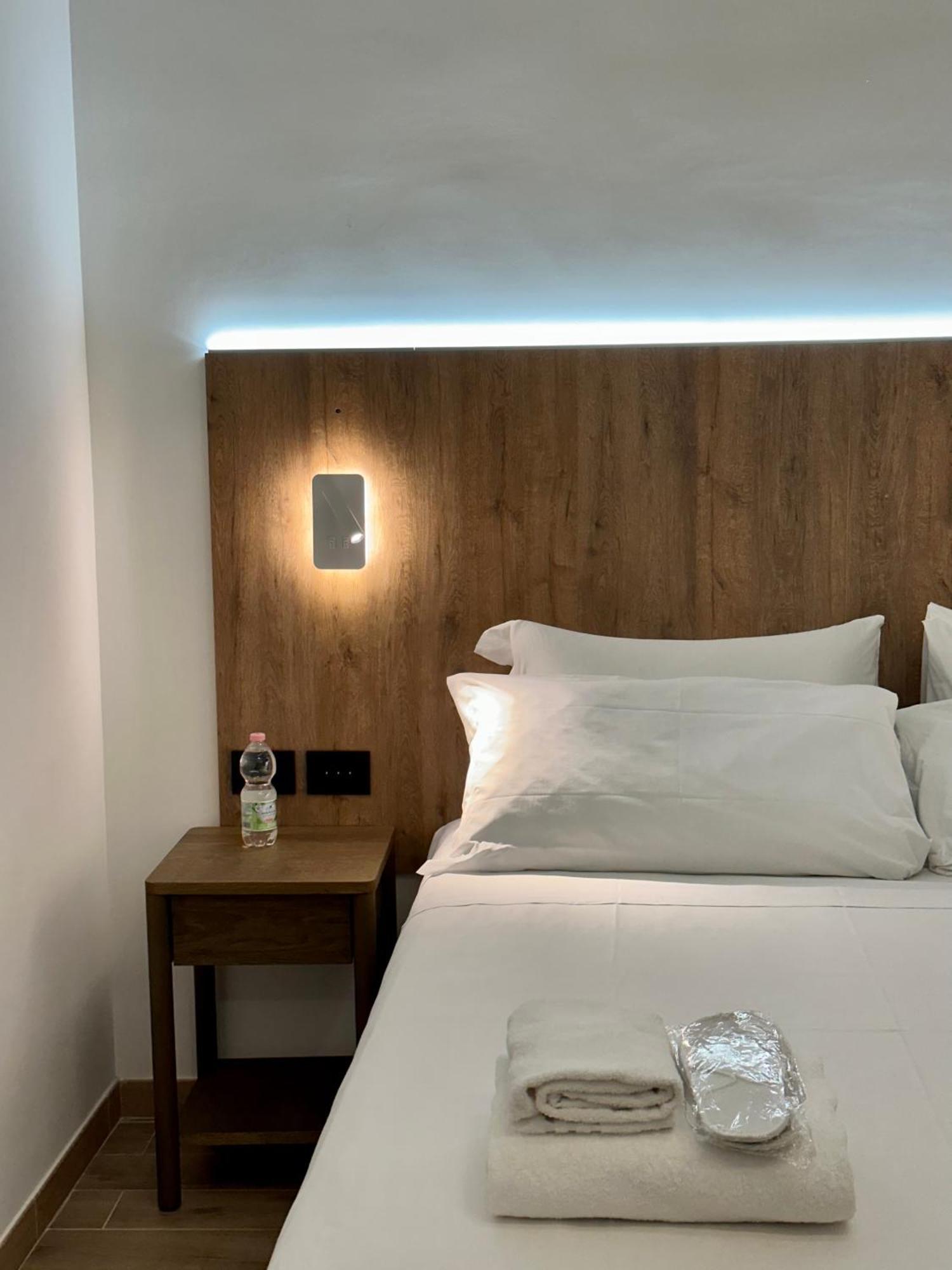 Domus House Hotel Roma Ngoại thất bức ảnh